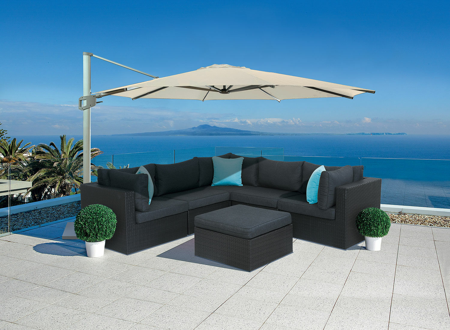 Outdoor Sun Umbrellas