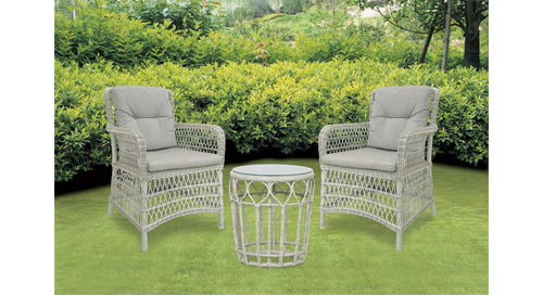 Outdoor Chairs & Benches
