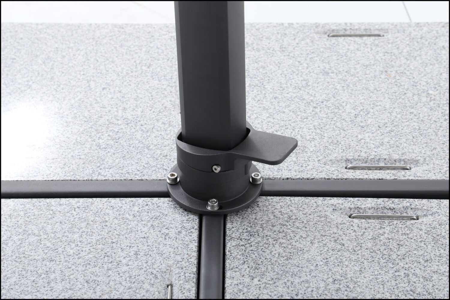 Sirius 3m Square Cantilever Outdoor Sun Umbrella - Charcoal