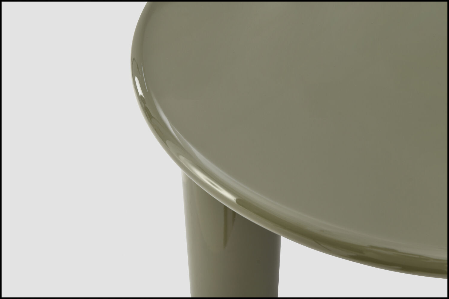 Molly Side Table 