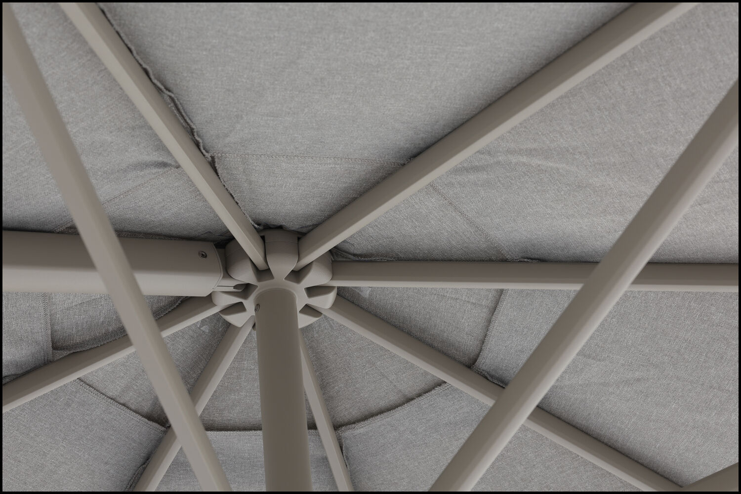 Romy 3m Round Cantilever Umbrella  