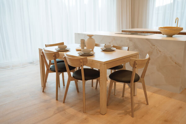 Modena 1300 Extension Dining Table 