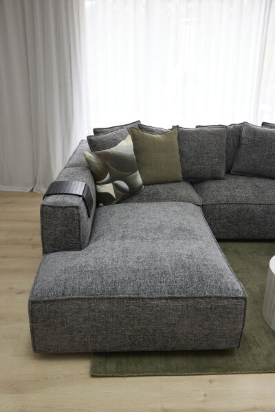 Linden Chaise Lounge Suite
