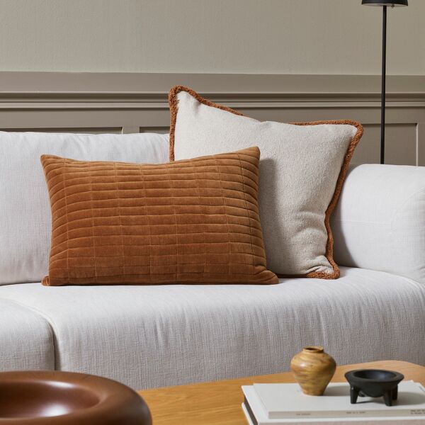 Turner Tobacco Cushion