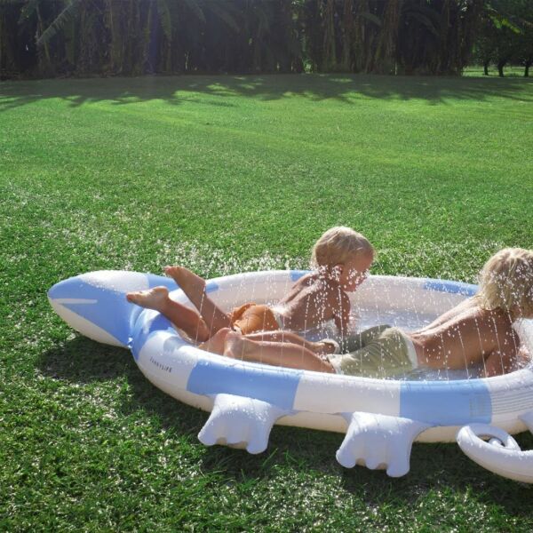 Kids Sprinkler Mat - Into the Wild