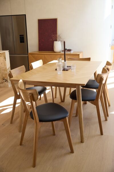 Casola Extension Dining Table – Natural Oak