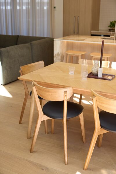 Casola Extension Dining Table – Natural Oak
