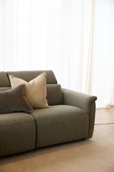 Leonardo 3 Seater W/ LHF Chaise 