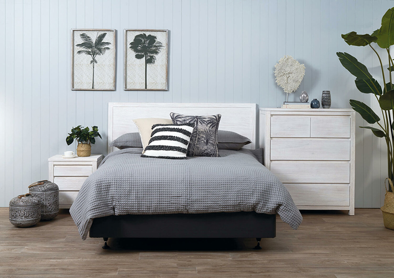 How to Style a Small Bedroom